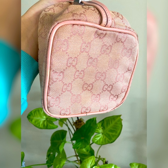 GUCCI drawstring mini bag - Picture 5 of 8